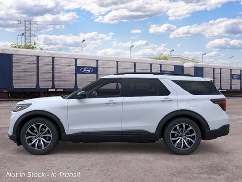New 2026 Ford Explorer ST-Line RWD image 3