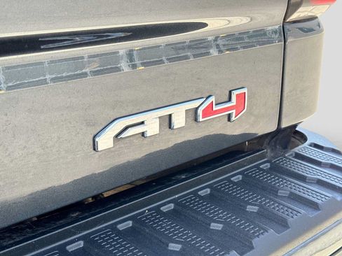 Used 2022 GMC Sierra 1500 AT4 w/ AT4 Preferred Package AWD/4WD image 37