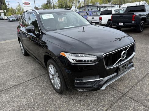 Used 2019 Volvo XC90 T6 Momentum w/ Advanced Package image 7