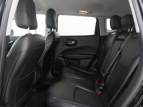 Used 2021 Jeep Compass Latitude image 20