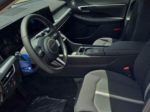 New 2026 Hyundai Sonata SEL FWD image 16