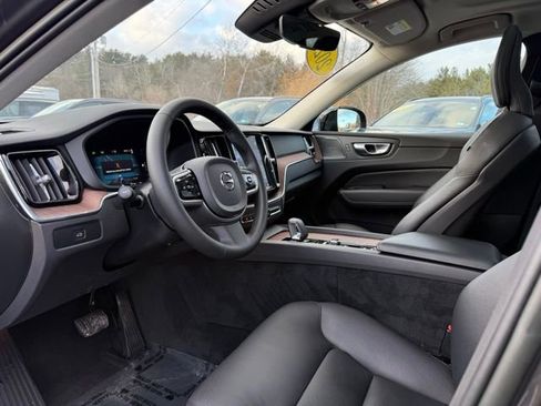 Certified 2023 Volvo XC60 B5 Plus w/ Climate Package image 17