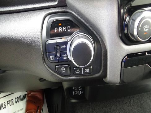 Certified 2025 RAM 1500 Warlock AWD/4WD image 29