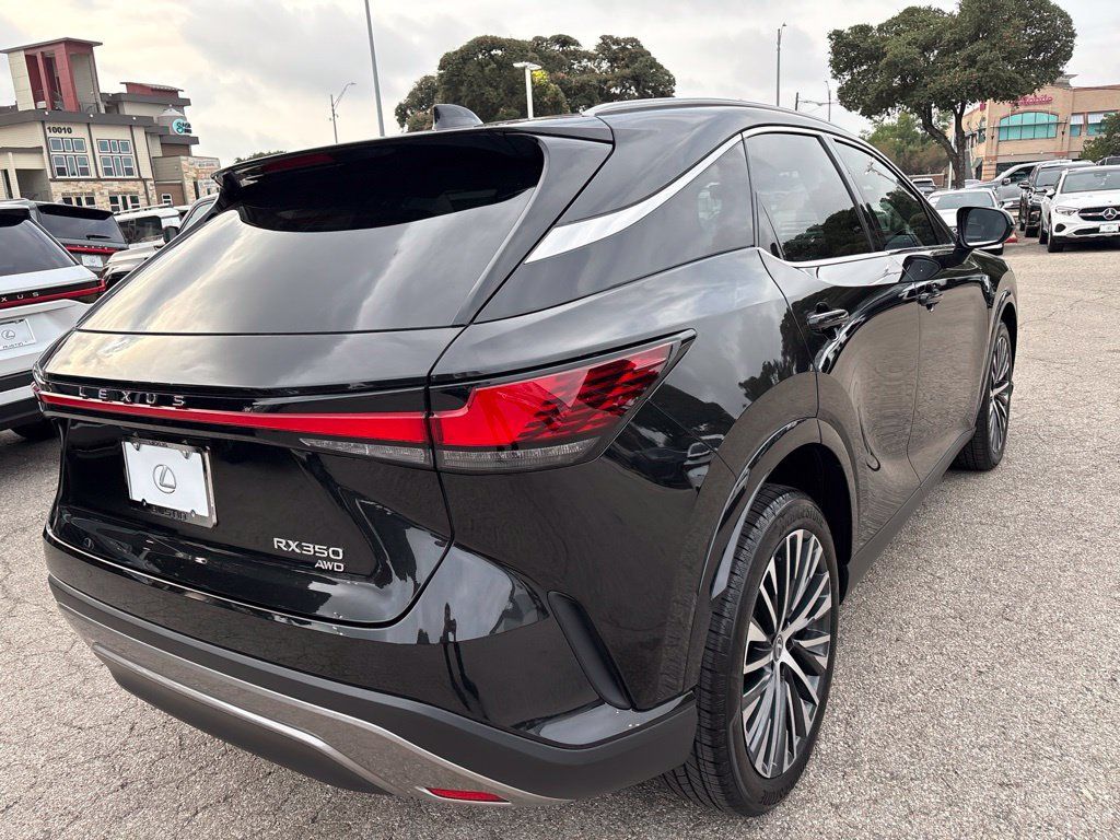 Used 2026 Lexus RX 350 Premium Plus w/ Convenience Package AWD/4WD image 5