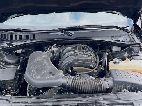 Used 2023 Chrysler 300 Touring RWD image 28