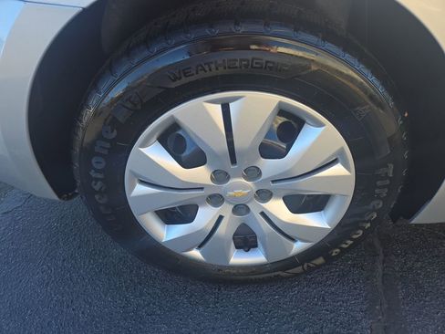 Used 2013 Chevrolet Cruze LS image 20