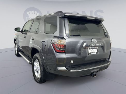 Used 2023 Toyota 4Runner SR5 Premium w/ Moonroof Package RWD image 4