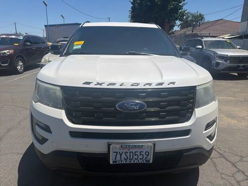 Used 2017 Ford Explorer Sport AWD/4WD image 2