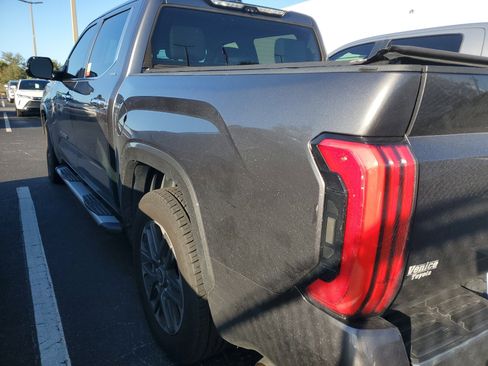 Used 2022 Toyota Tundra Limited image 4