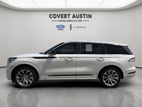Used 2021 Lincoln Aviator Grand Touring w/ Elements Package Plus AWD/4WD image 2
