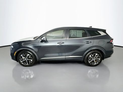 Used 2023 Kia Sportage EX FWD image 4