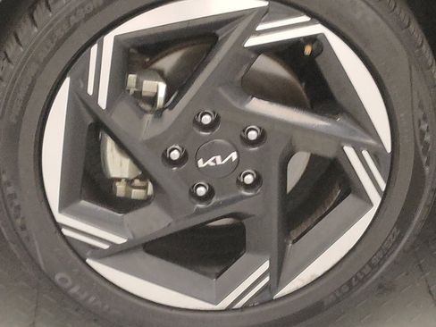 Used 2025 Kia K4 EX FWD image 31