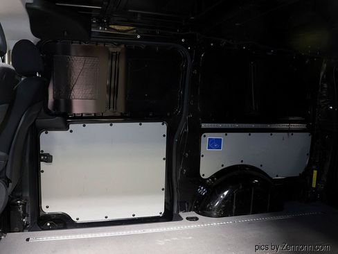 Used 2016 Mercedes-Benz Metris image 13