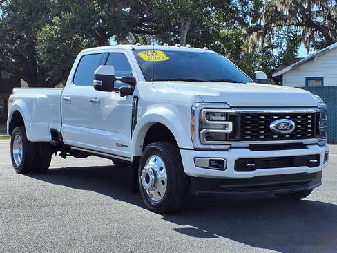 Used 2023 Ford F450 Limited w/ FX4 Off-Road Package image 32