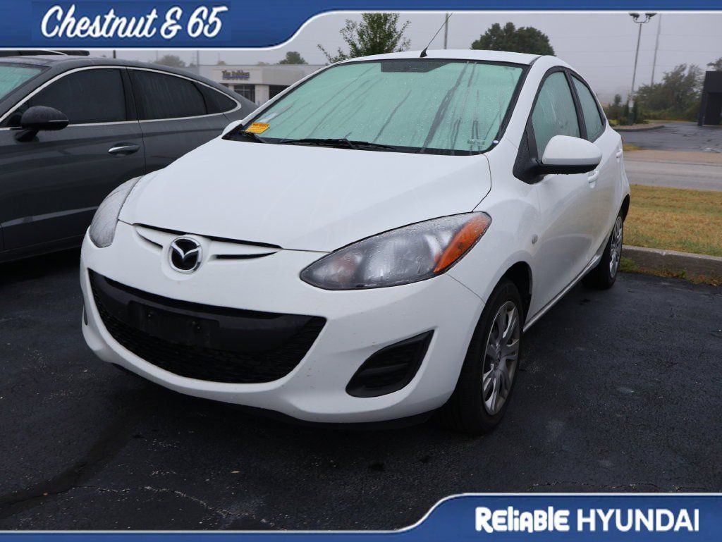 Used 2014 MAZDA MAZDA2 Sport FWD image 10