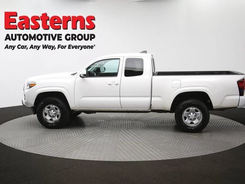 Used 2021 Toyota Tacoma SR RWD image 58