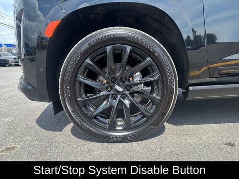 Used 2022 Cadillac Escalade Sport Platinum w/ LPO, ONYX Package AWD/4WD image 32