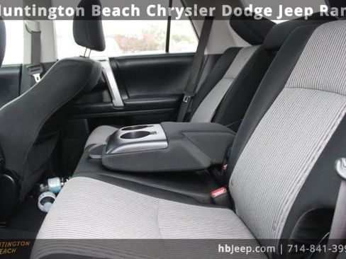 Used 2018 Toyota 4Runner SR5 image 32