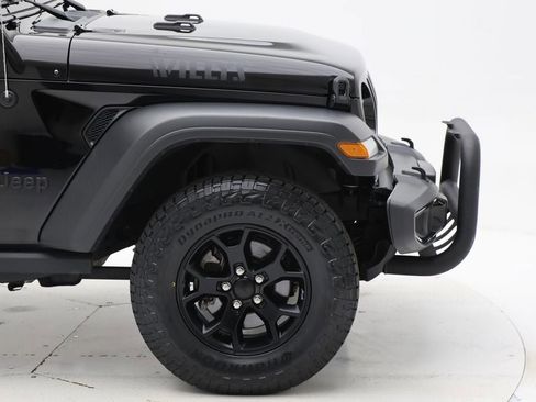 Used 2022 Jeep Wrangler Unlimited Sport AWD/4WD image 4