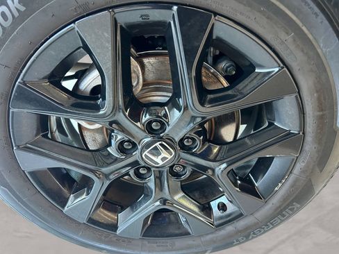 Used 2025 Honda HR-V Sport image 14