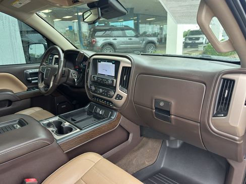 Used 2017 GMC Sierra 1500 Denali w/ Denali Ultimate Package AWD/4WD image 35