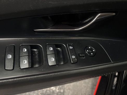 Used 2022 Hyundai Elantra N image 16