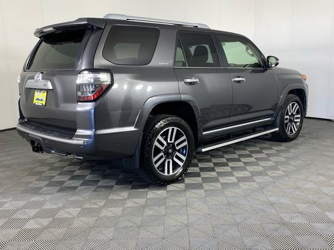 Used 2019 Toyota 4Runner Limited AWD/4WD image 9