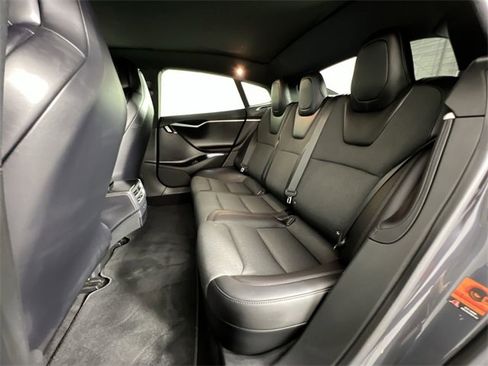 Used 2018 Tesla Model S 100D image 25