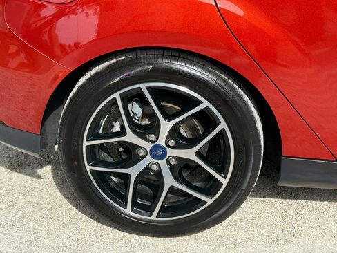 Used 2018 Ford Focus SEL image 7