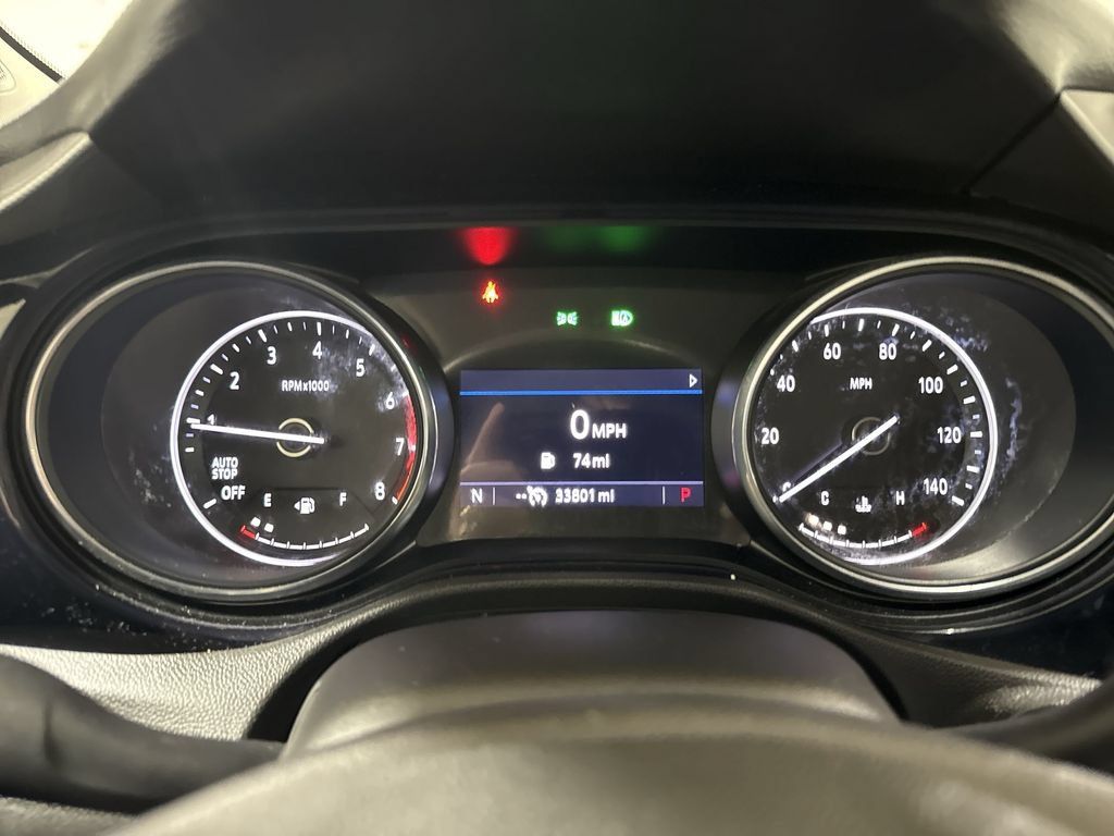 Used 2021 Buick Encore GX Preferred w/ Sport Touring Package FWD image 12