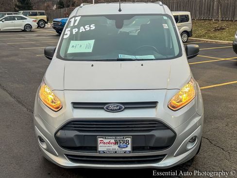Used 2017 Ford Transit Connect XLT image 5