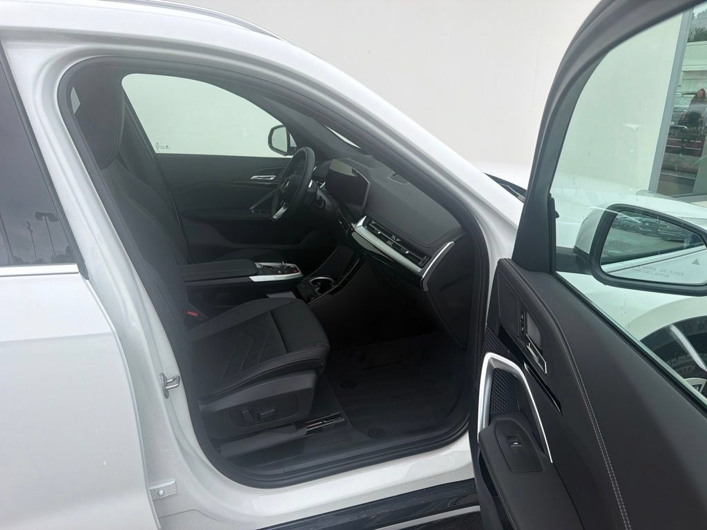 New 2027 BMW X1 xDrive28i AWD/4WD image 15