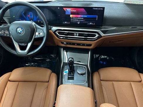 Certified 2023 BMW i4 eDrive35 image 27