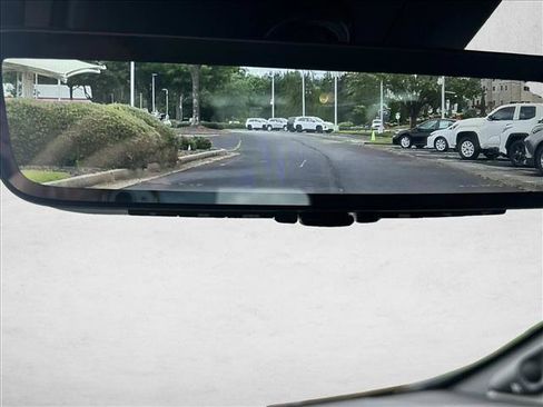 New 2026 Toyota Prius Plug-In Hybrid FWD image 15