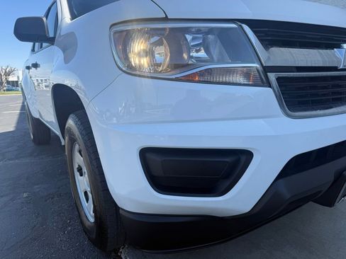 Used 2018 Chevrolet Colorado W/T w/ WT Convenience Package AWD/4WD image 10