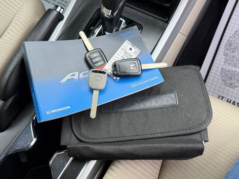 Used 2015 Honda Accord LX image 48