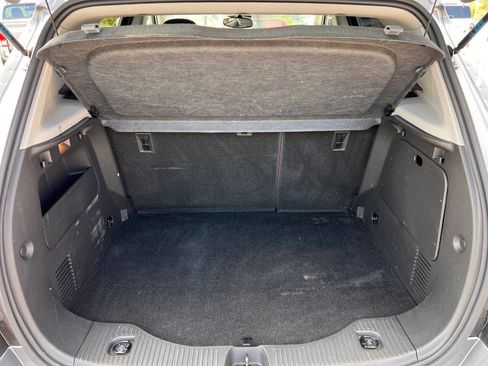 Used 2019 Chevrolet Trax LT w/ LT Convenience Package AWD/4WD image 23