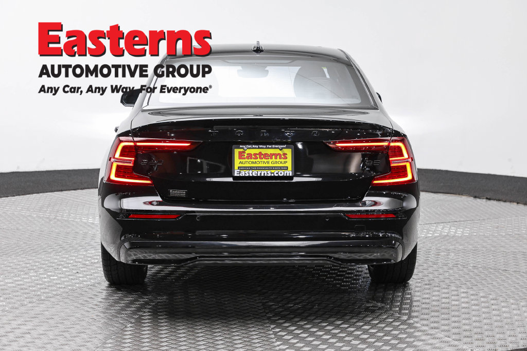 Used 2024 Volvo S60 B5 Plus FWD image 7