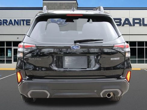 Certified 2025 Subaru Forester Limited AWD/4WD image 9