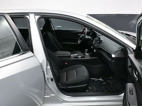 Used 2021 Nissan Altima 2.5 S image 10