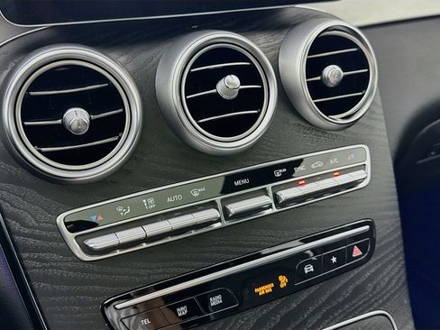 Used 2023 Mercedes-Benz GLC 300 4MATIC Coupe image 16