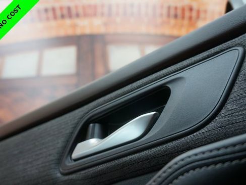 Used 2022 Nissan Rogue SV image 27