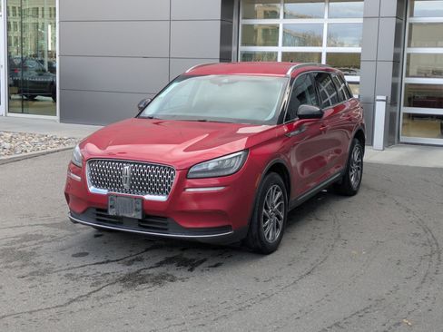 Used 2021 Lincoln Corsair AWD w/ Equipment Group 101A image 8