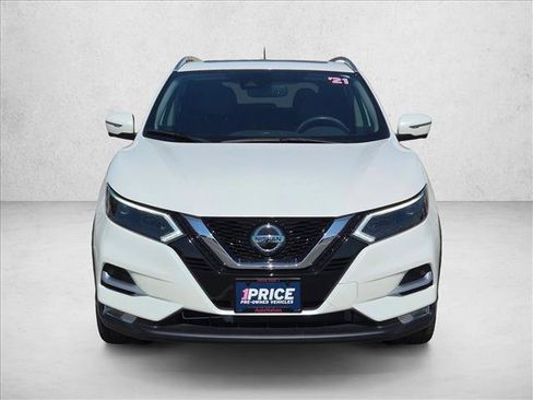 Used 2021 Nissan Rogue Sport SL w/ Premium Package FWD image 2