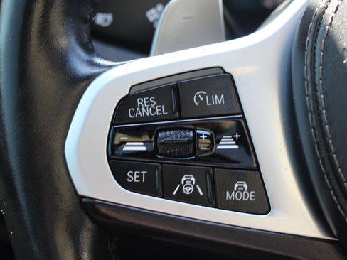 Used 2019 BMW X7 xDrive50i w/ M Sport Package AWD/4WD image 14