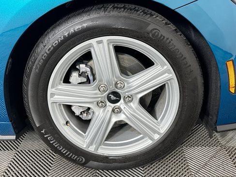 Used 2026 Ford Mustang Convertible RWD image 26