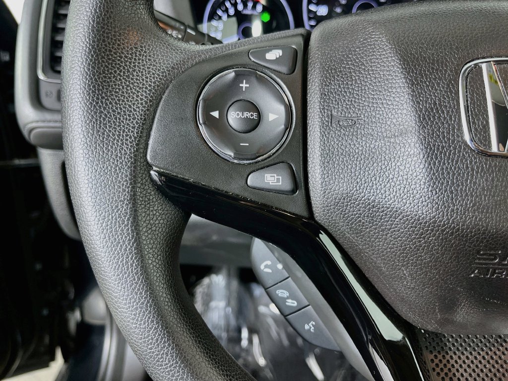 Used 2018 Honda HR-V EX image 14