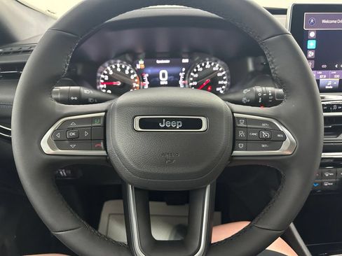 New 2026 Jeep Compass Limited AWD/4WD image 42