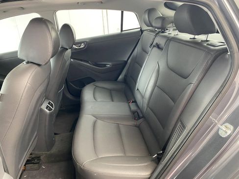 Used 2020 Hyundai Ioniq Limited image 14