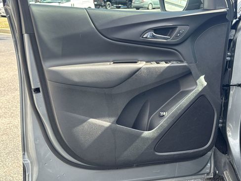 Used 2024 Chevrolet Equinox LT image 14
